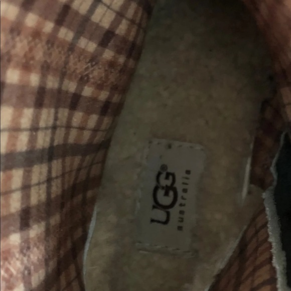 UGG Roxanne Moto Leather Sheepskin Boot - Picture 9 of 11